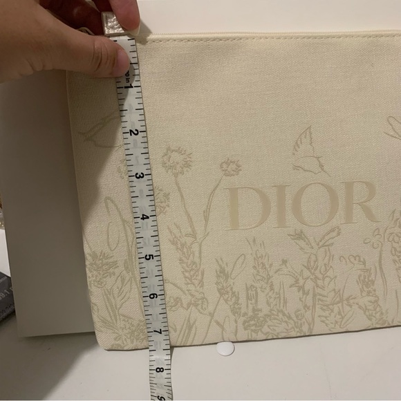 NIB Dior Floral and Butterfly Pouch (Mother’s Day - Limited Edition) - Picture 5 of 9